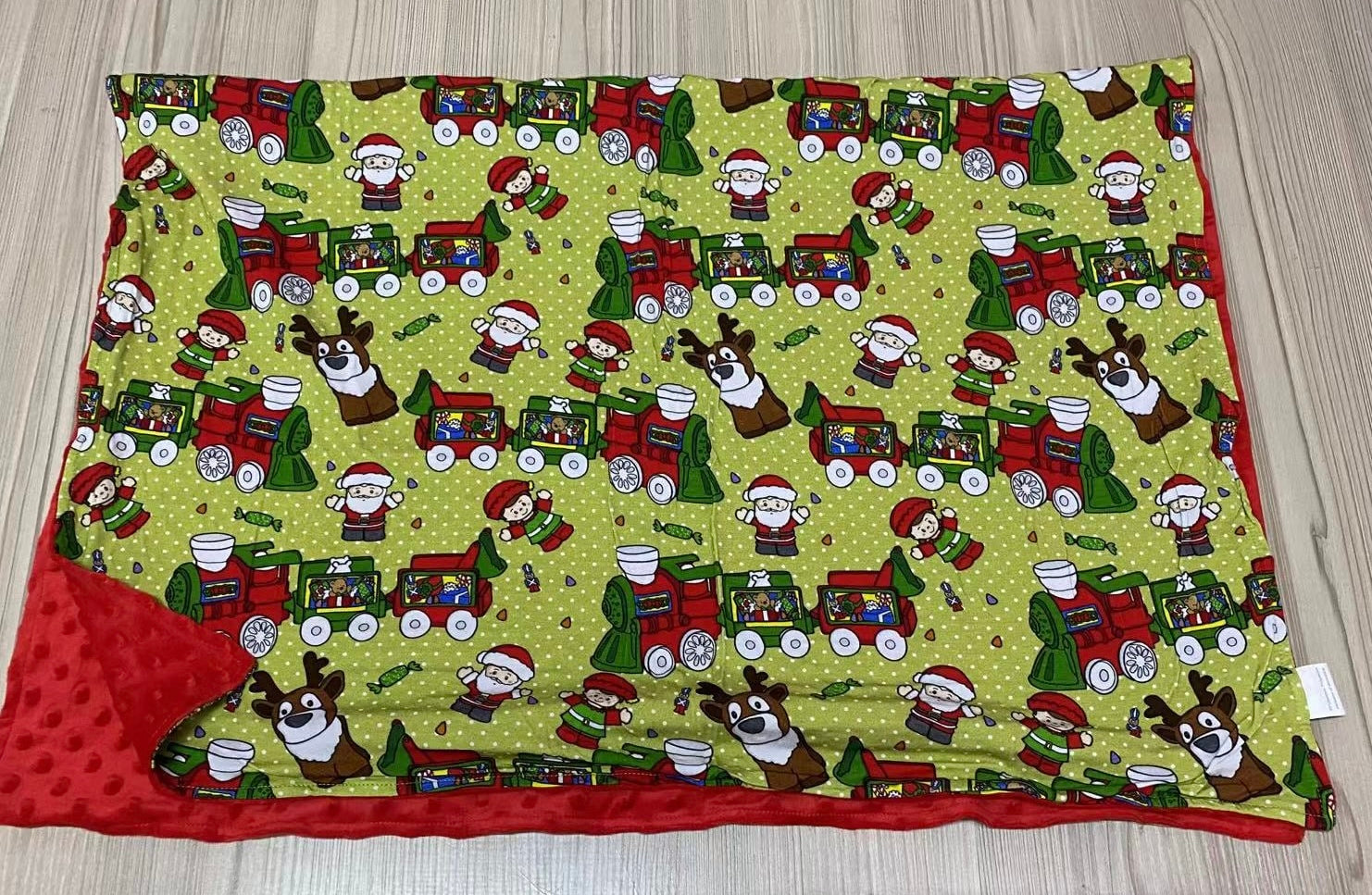 TINY PEOPLE CHRISTMAS TRAIN 30x40 BLANKET