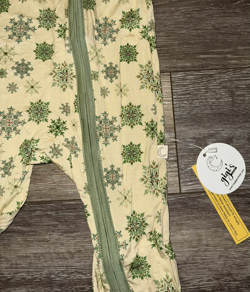 Snowflakes - Long Sleeve Zippy