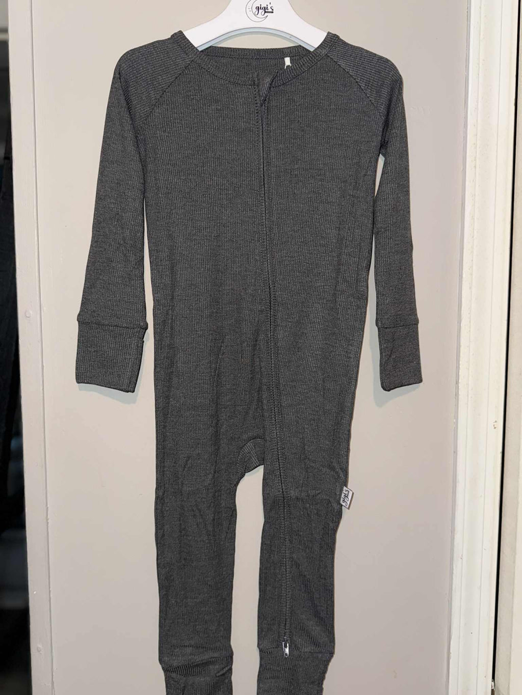 Charcoal - Ribbed Long Sleeve Zippy with Grippys