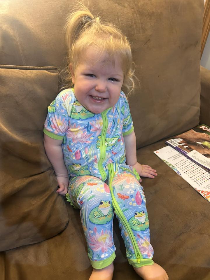 Sweet Frog - Short Sleeve Ruffle Bum Zippy