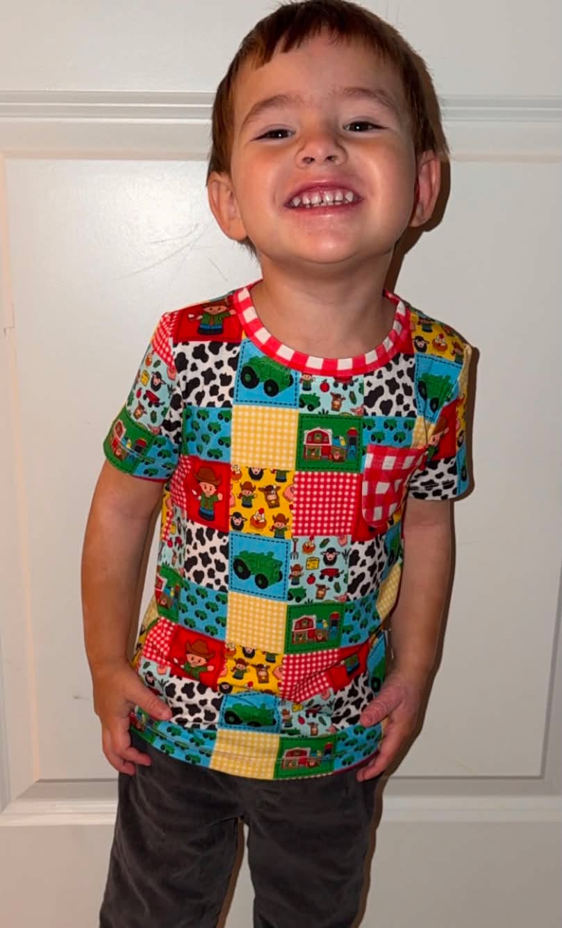 Gigi's Toy Farm - Pocket Tee