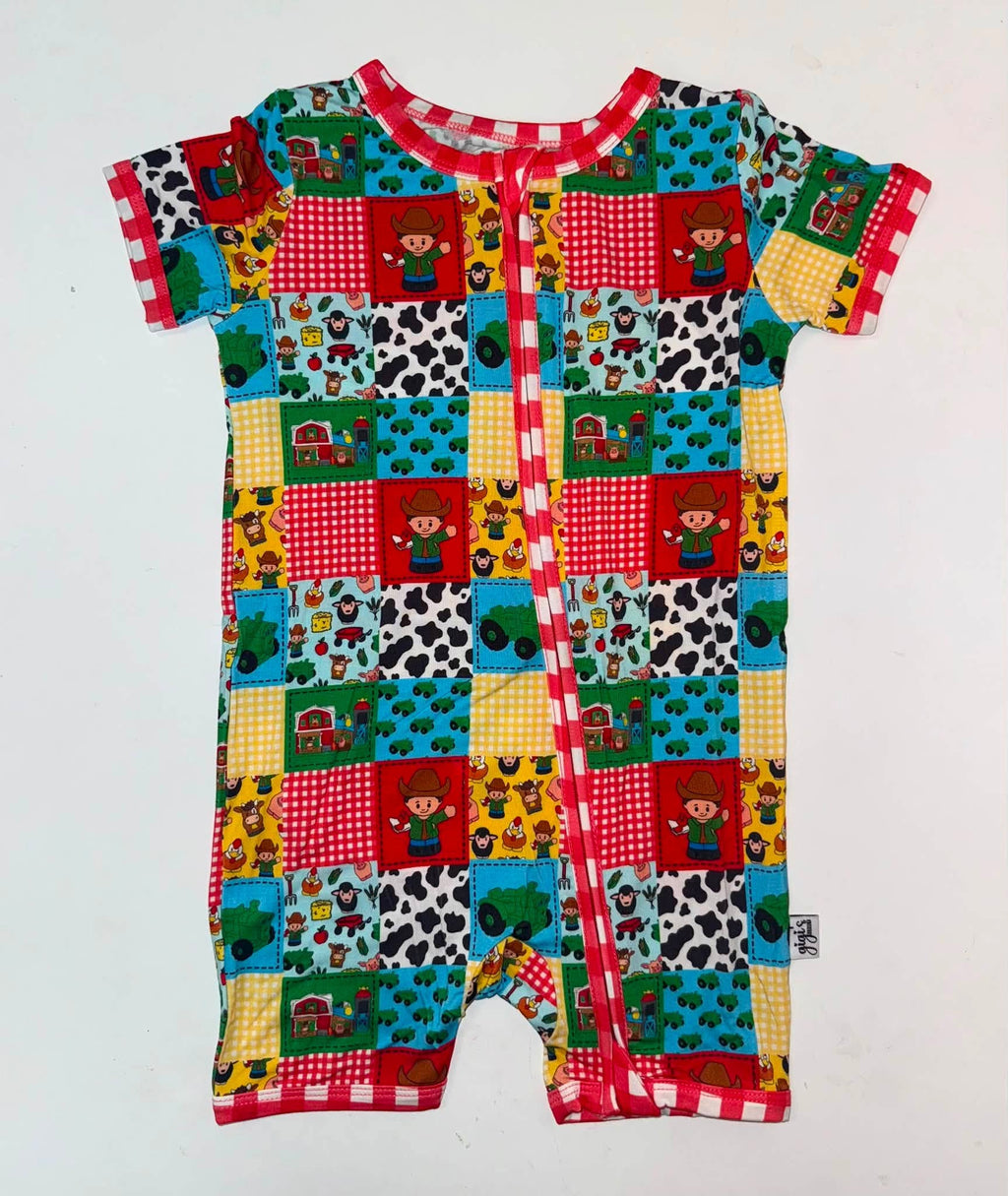 Gigi's Toy Farm - Short Sleeve Shorty