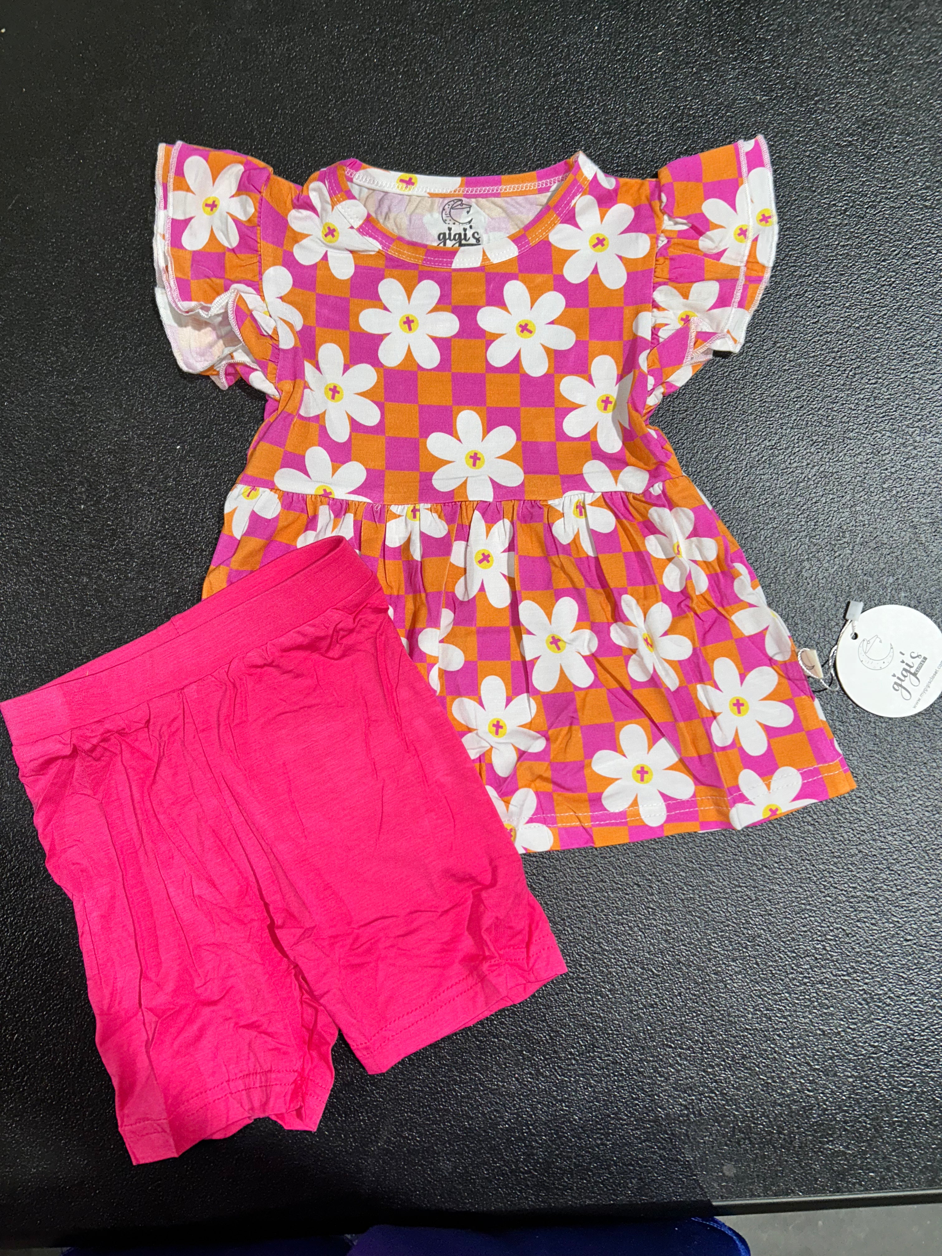 Crossed Flowers - Short Sleeve Peplum Top with Shorts