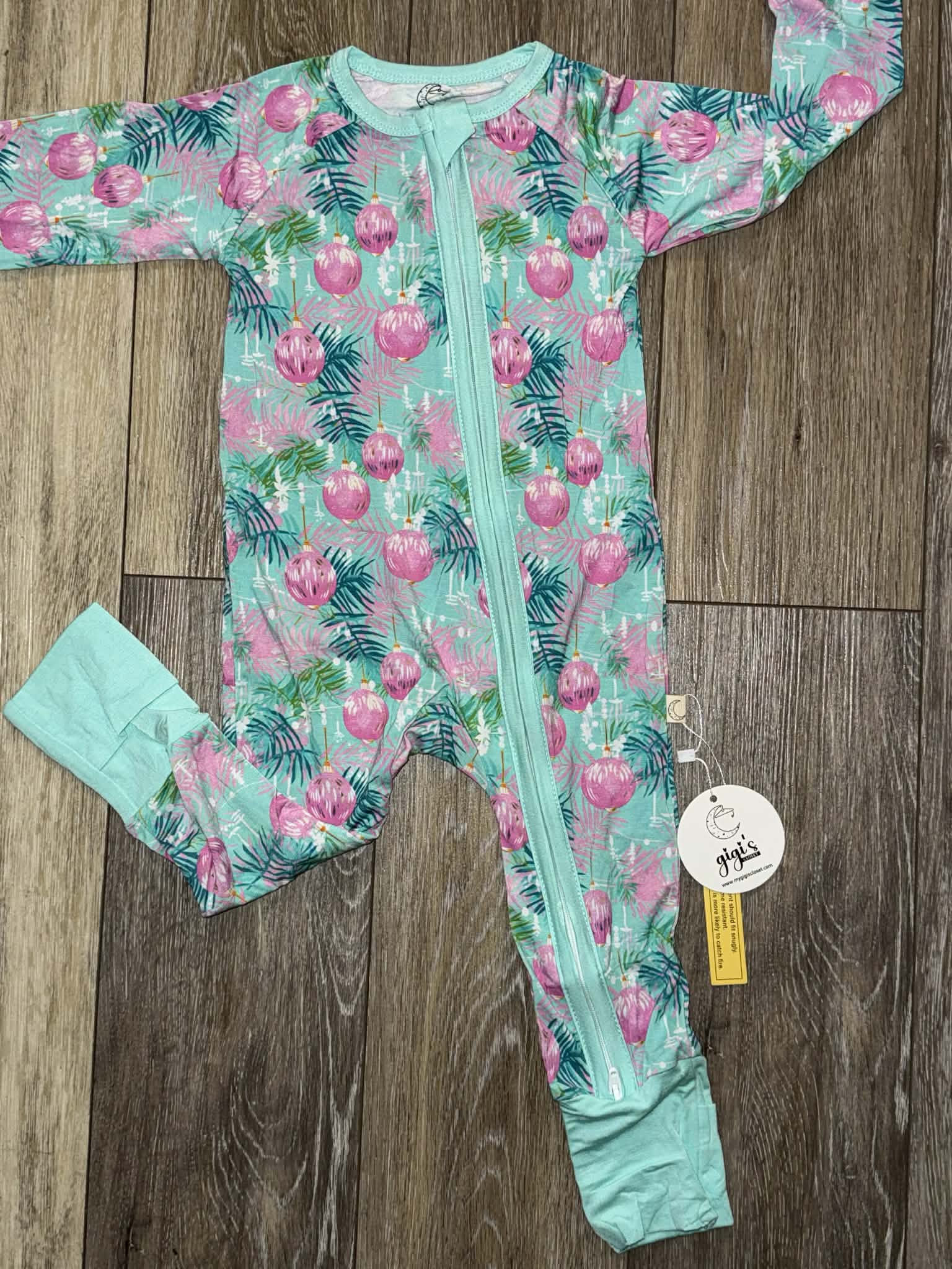 Beautiful Moments - Long Sleeve Zippy