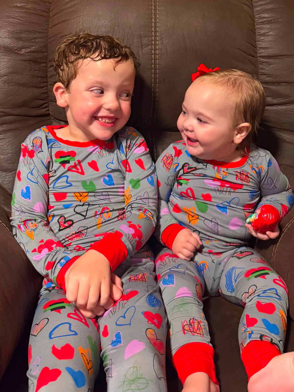 Unique Heartbeats - 2 Piece Set Long Sleeve and Pants PJs